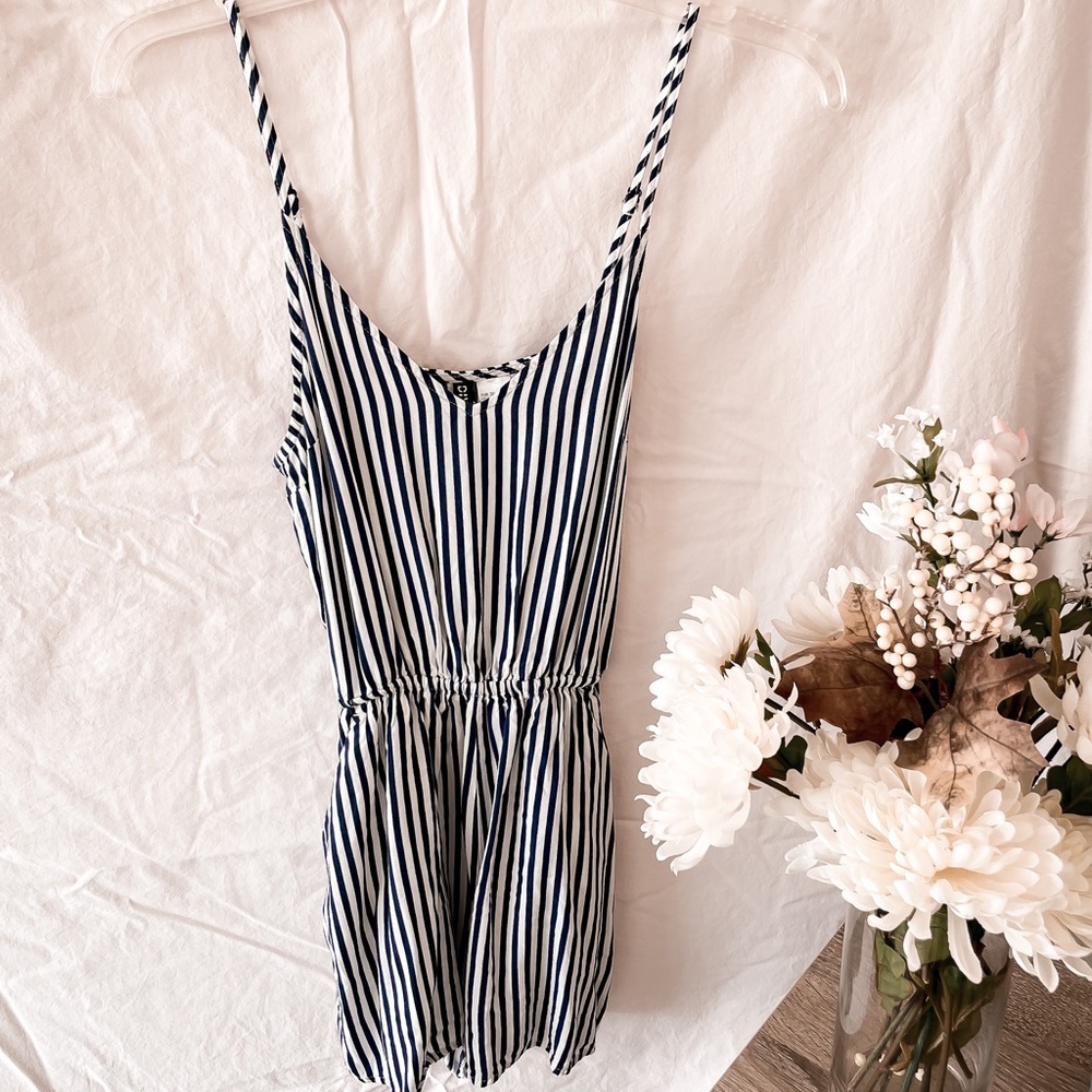 H&M Navy Blue and White Romper size XS